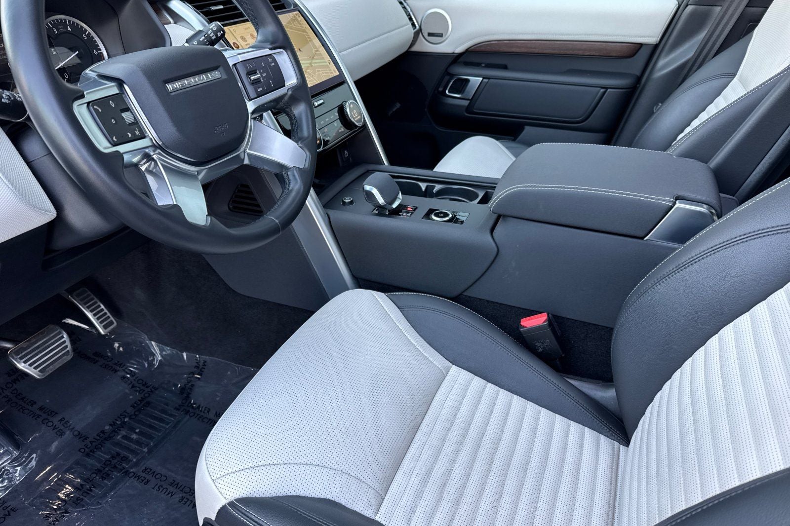 2023 Land Rover Discovery S R-Dynamic