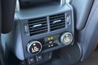 2023 Land Rover Discovery Metropolitan Edition