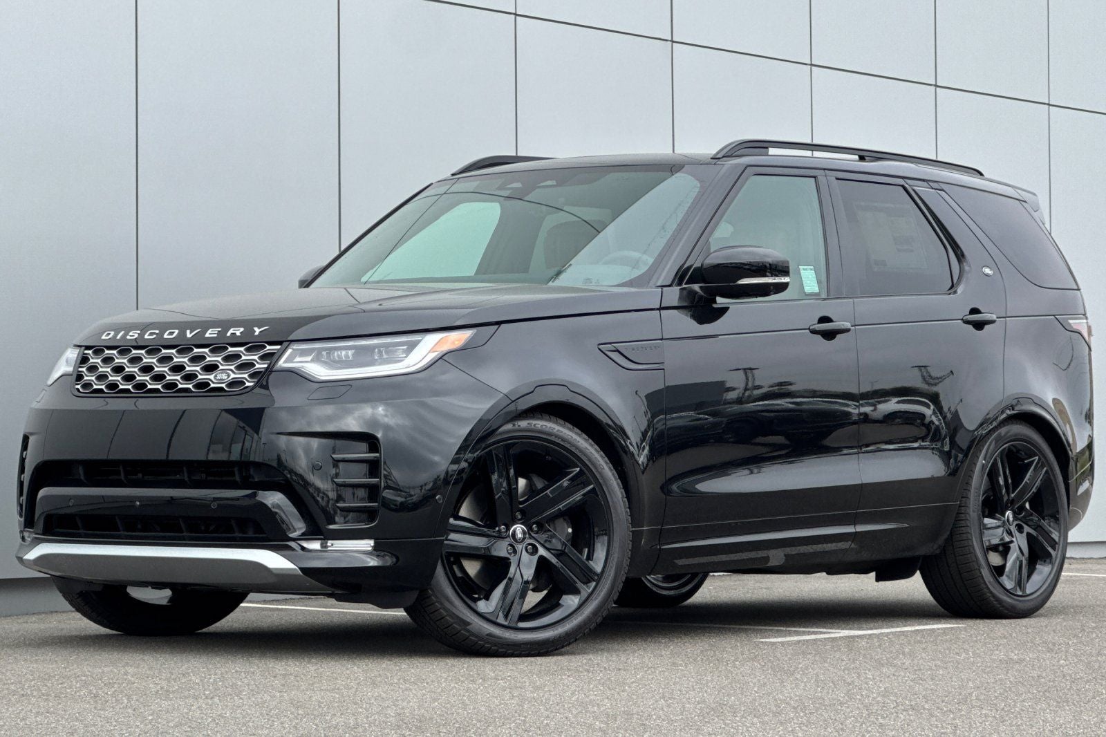 2026 Land Rover Discovery Gemini Edition