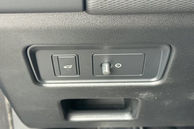 2026 Land Rover Discovery Gemini Edition