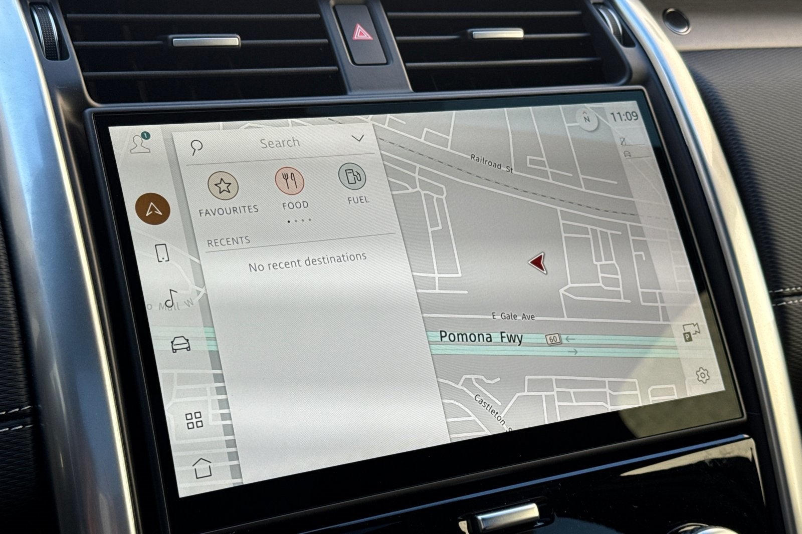 2026 Land Rover Discovery Gemini Edition