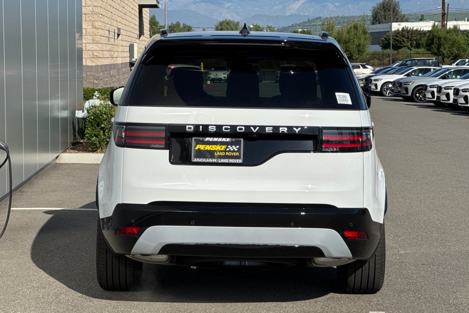 2026 Land Rover Discovery Gemini Edition