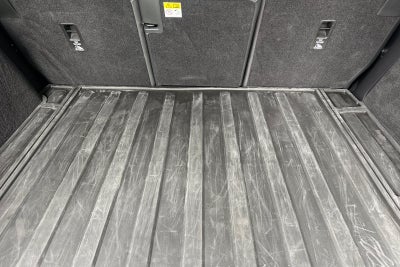 2024 Land Rover Discovery Metropolitan Edition