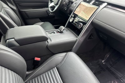 2024 Land Rover Discovery Metropolitan Edition