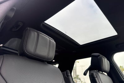 2024 Land Rover Discovery Metropolitan Edition