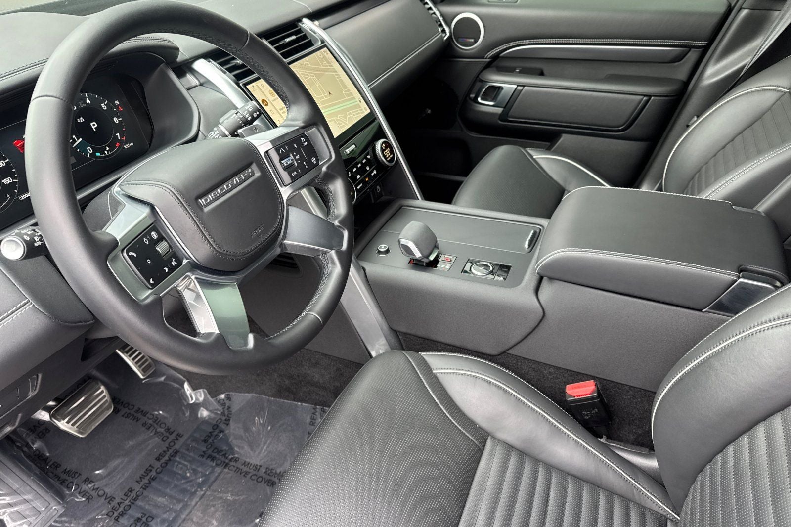 2024 Land Rover Discovery Metropolitan Edition