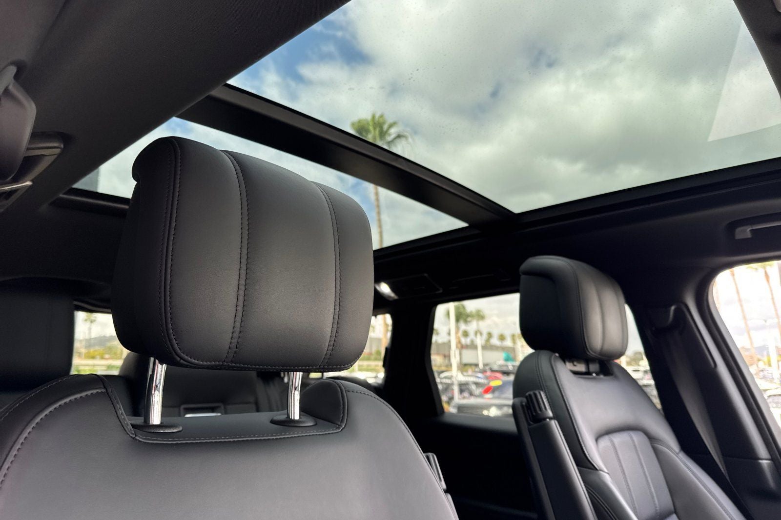 2022 Land Rover Range Rover Sport HSE Silver Edition