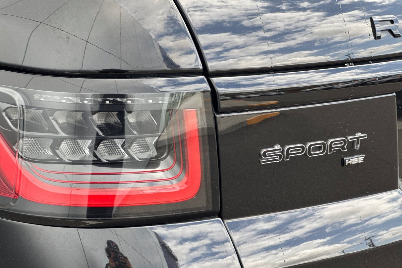 2022 Land Rover Range Rover Sport HSE Silver Edition