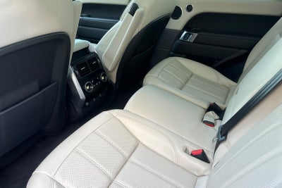 2022 Land Rover Range Rover Sport HSE Silver Edition