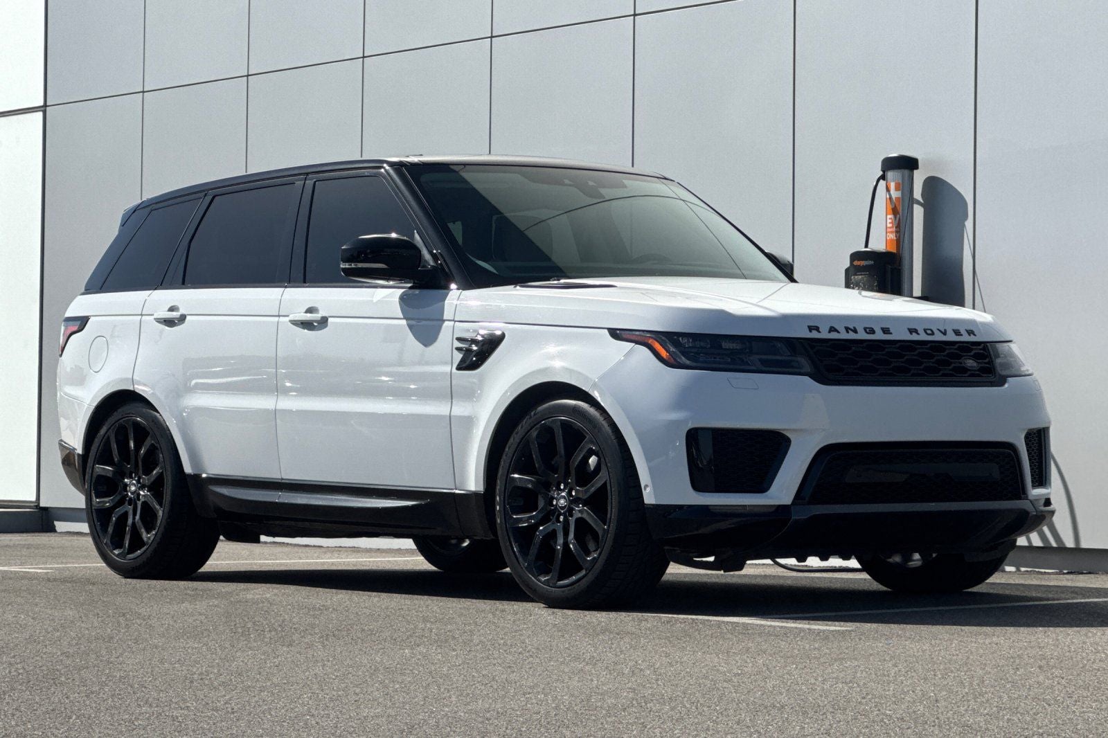2022 Land Rover Range Rover Sport HSE Silver Edition