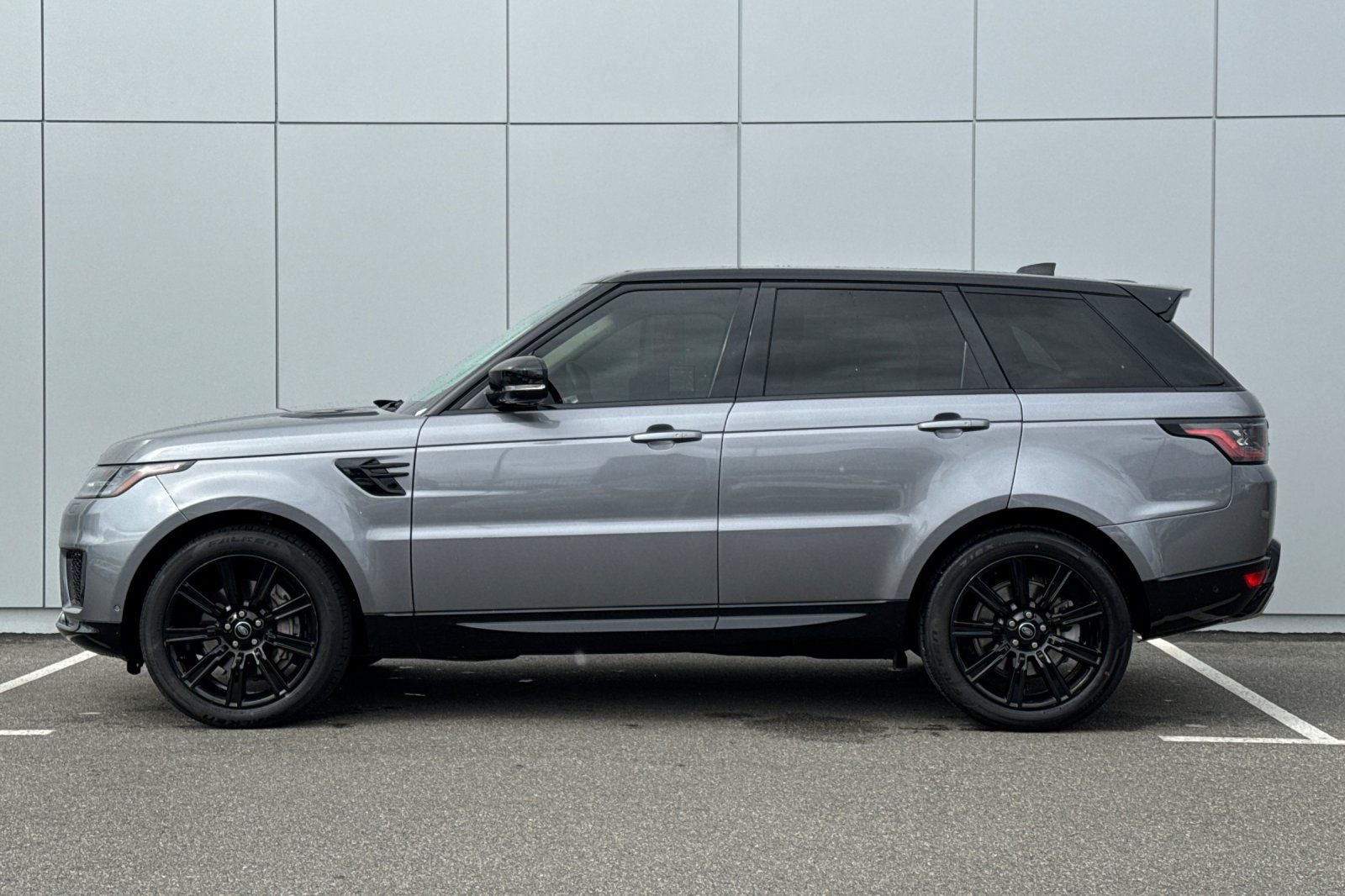 2022 Land Rover Range Rover Sport HSE Silver Edition