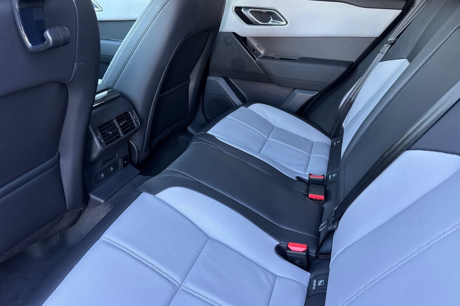 2026 Land Rover Range Rover Velar S