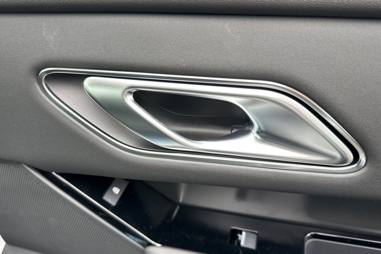 2026 Land Rover Range Rover Velar S