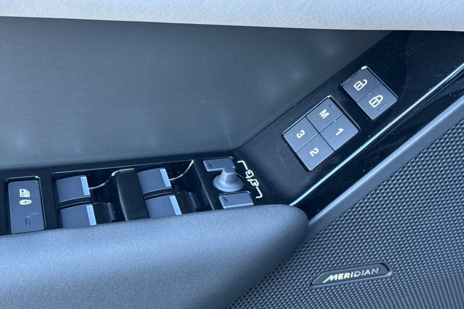 2026 Land Rover Range Rover Velar S