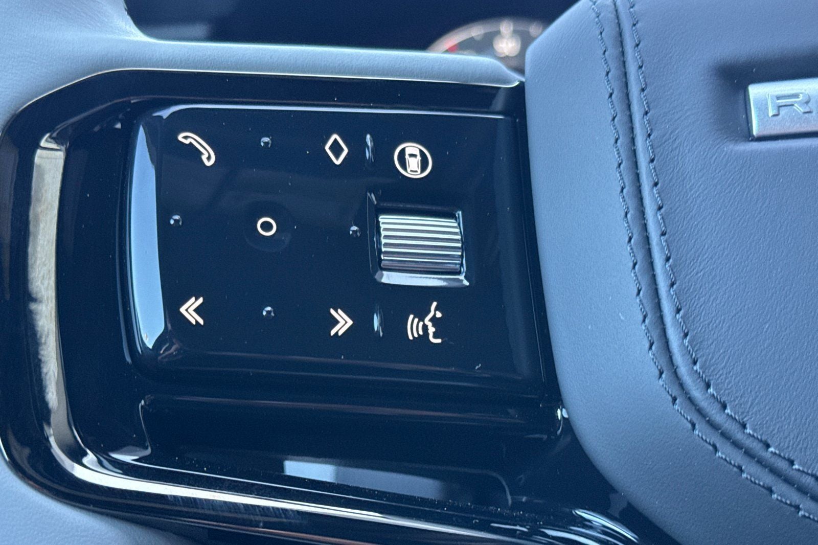 2026 Land Rover Range Rover Velar S