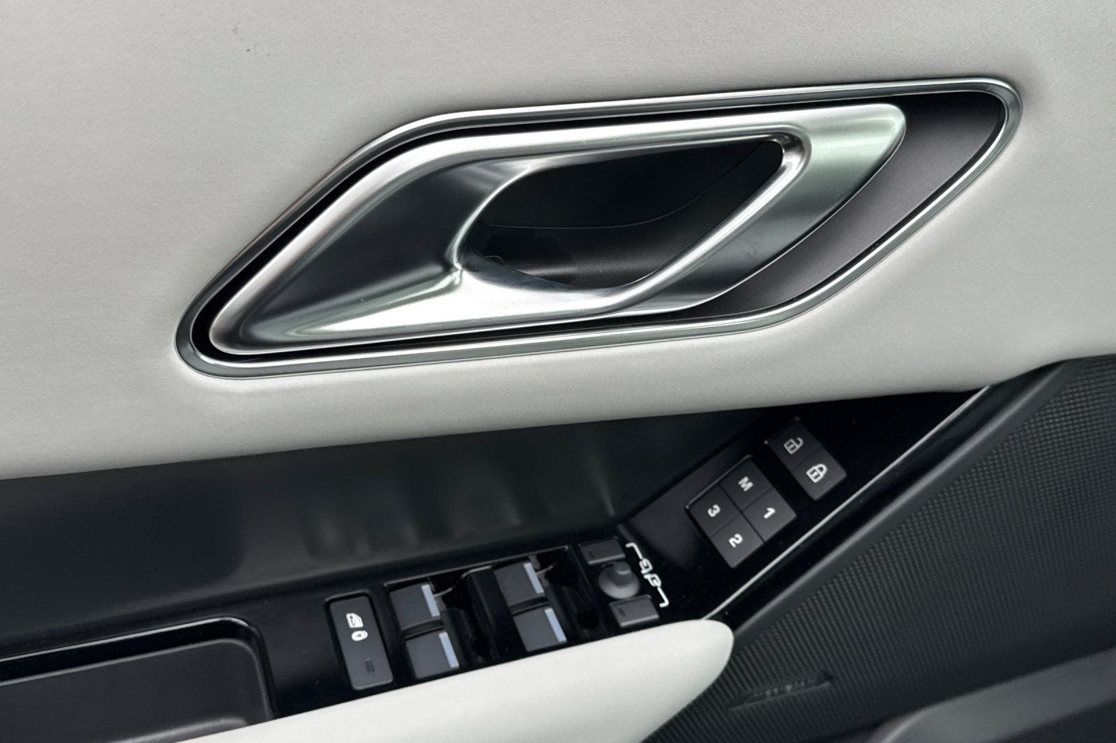 2026 Land Rover Range Rover Velar S