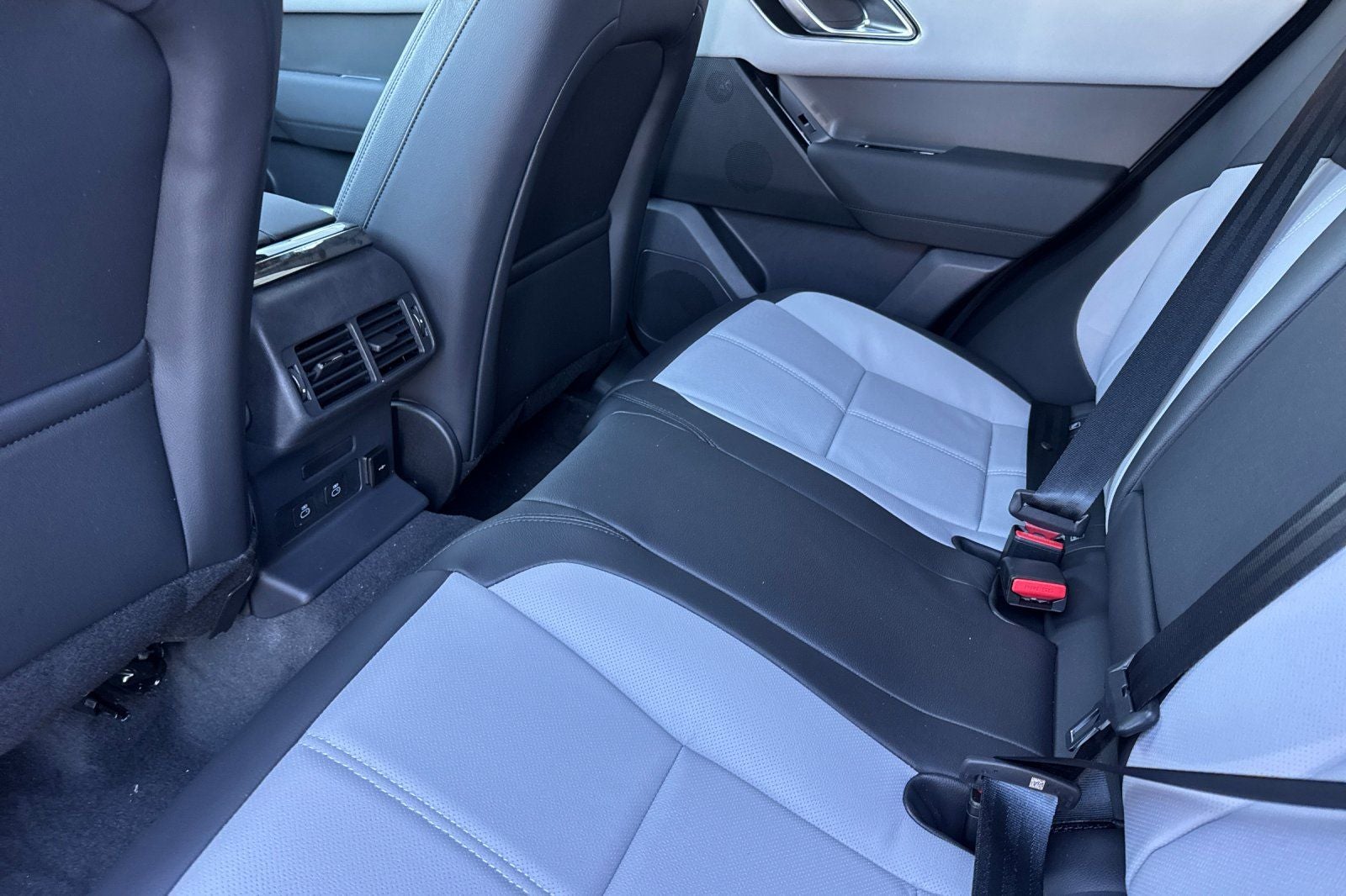 2026 Land Rover Range Rover Velar S