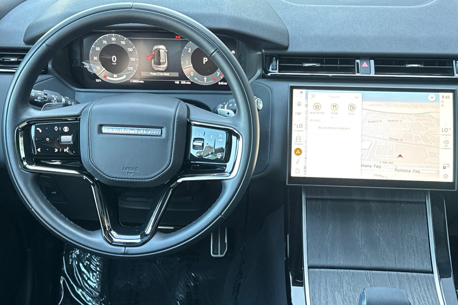 2025 Land Rover Range Rover Velar Dynamic SE