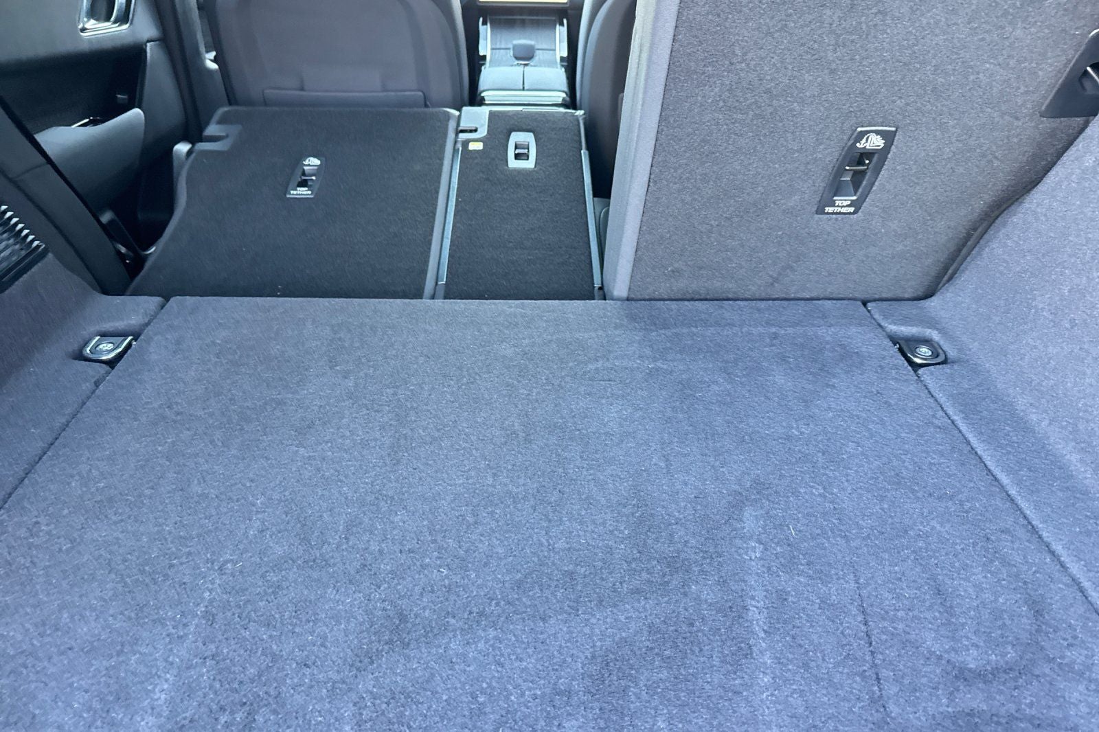 2025 Land Rover Range Rover Velar Dynamic SE
