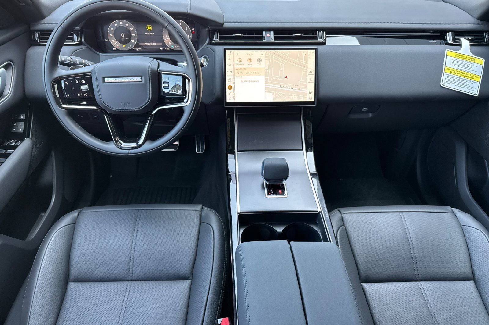 2026 Land Rover Range Rover Velar Dynamic SE