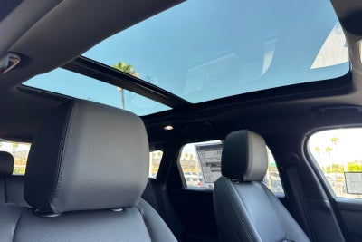 2026 Land Rover Range Rover Velar Dynamic SE