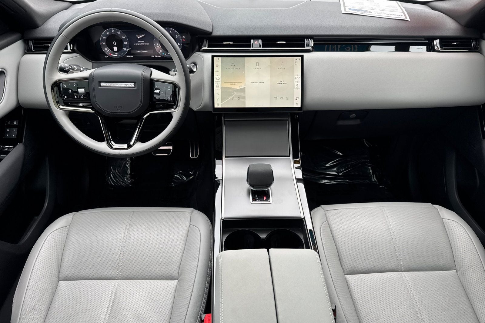 2024 Land Rover Range Rover Velar Dynamic SE