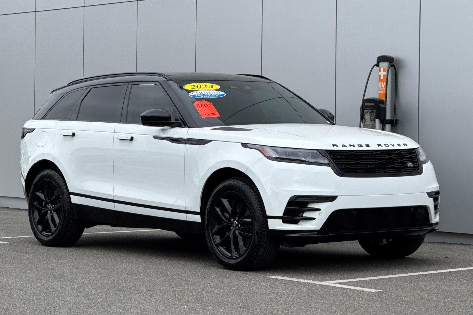 2024 Land Rover Range Rover Velar Dynamic SE