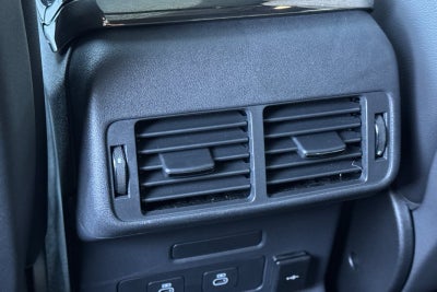 2026 Land Rover Range Rover Velar Dynamic SE