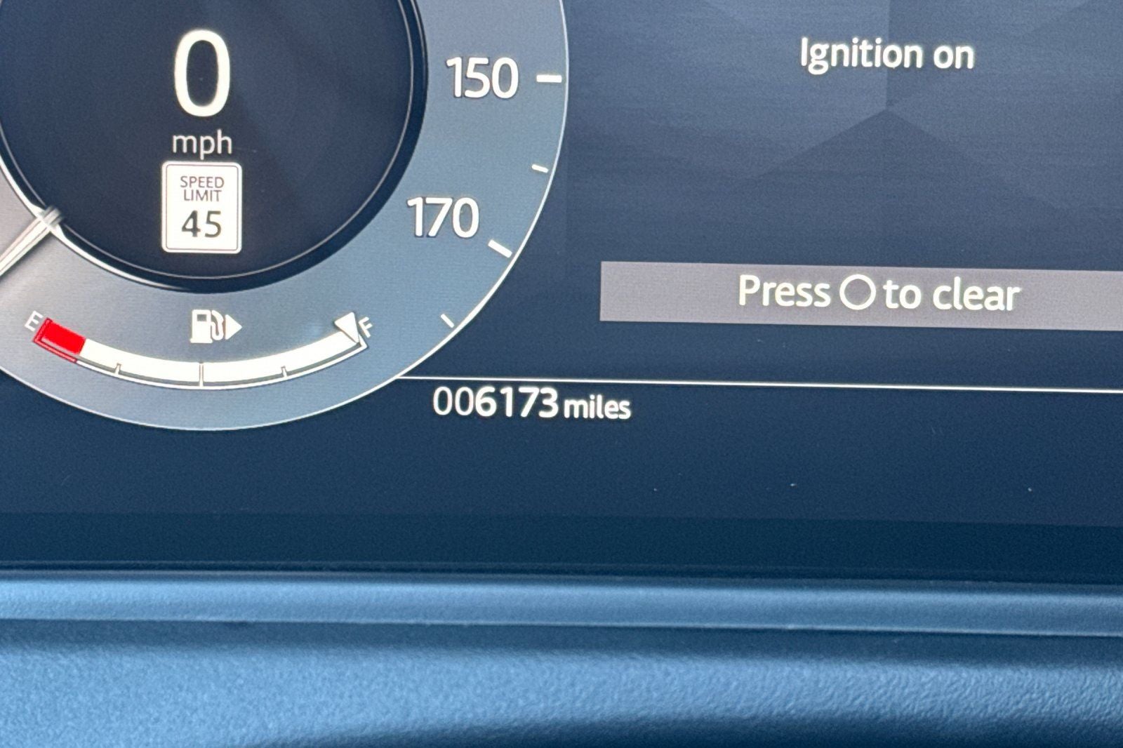 2026 Land Rover Range Rover Velar Dynamic SE