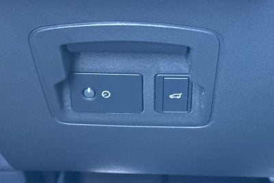 2026 Land Rover Range Rover Velar Dynamic SE