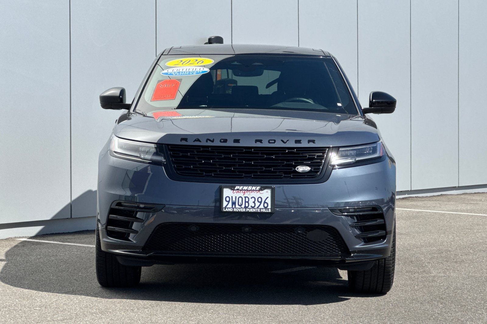 2026 Land Rover Range Rover Velar Dynamic SE