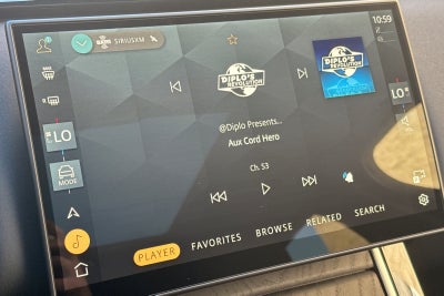 2026 Land Rover Range Rover Velar Dynamic SE