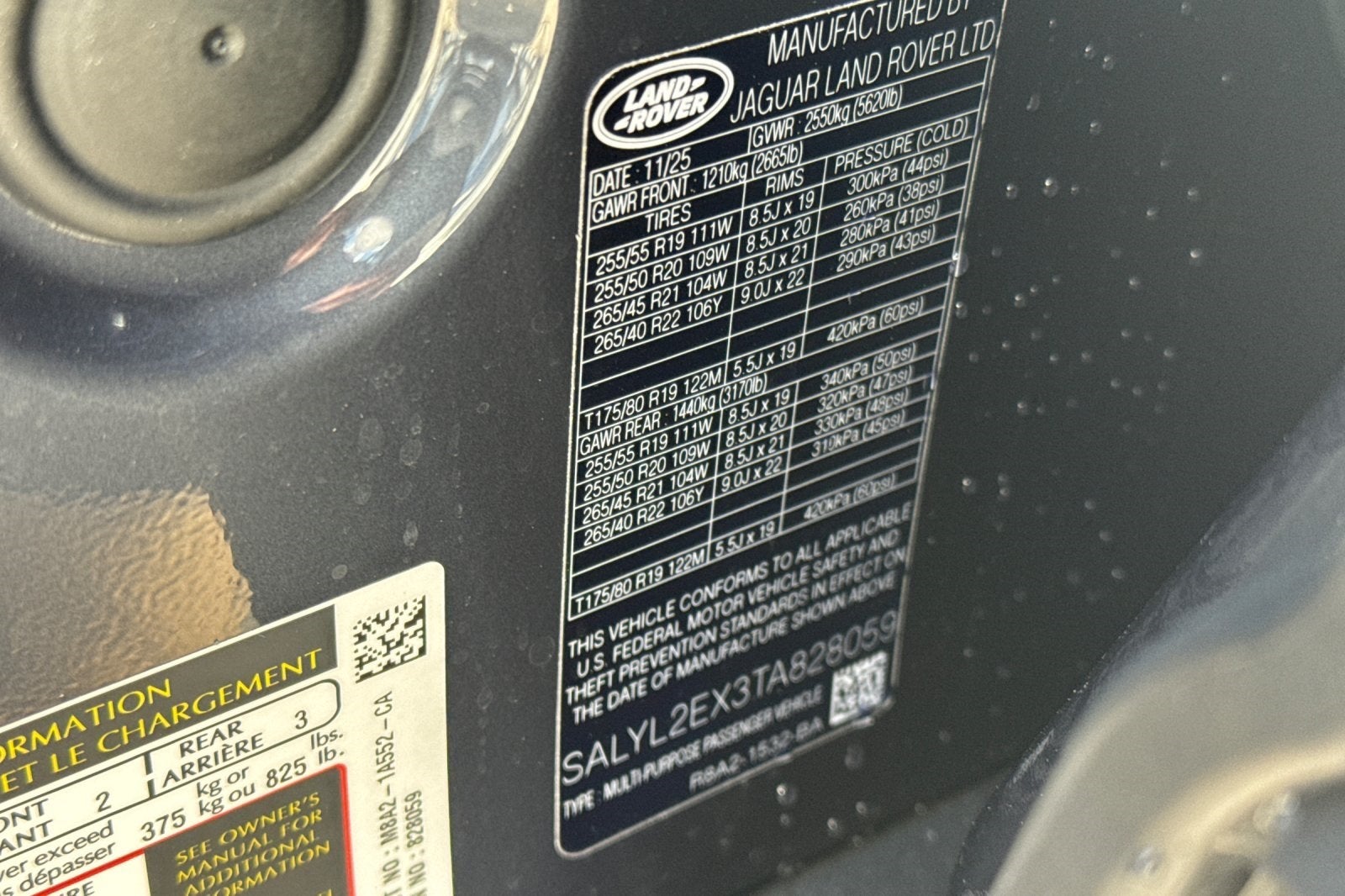 2026 Land Rover Range Rover Velar Dynamic SE