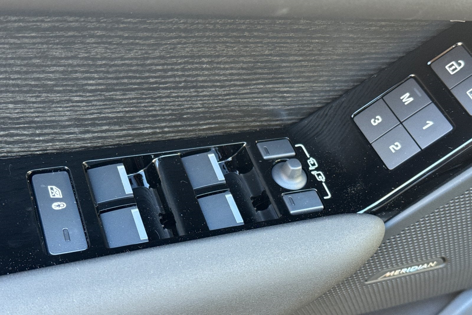 2026 Land Rover Range Rover Velar Dynamic SE