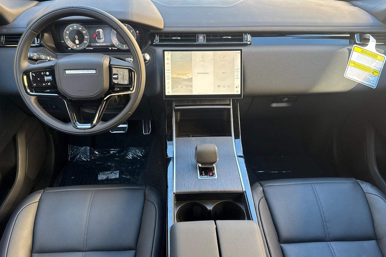 2026 Land Rover Range Rover Velar Dynamic SE