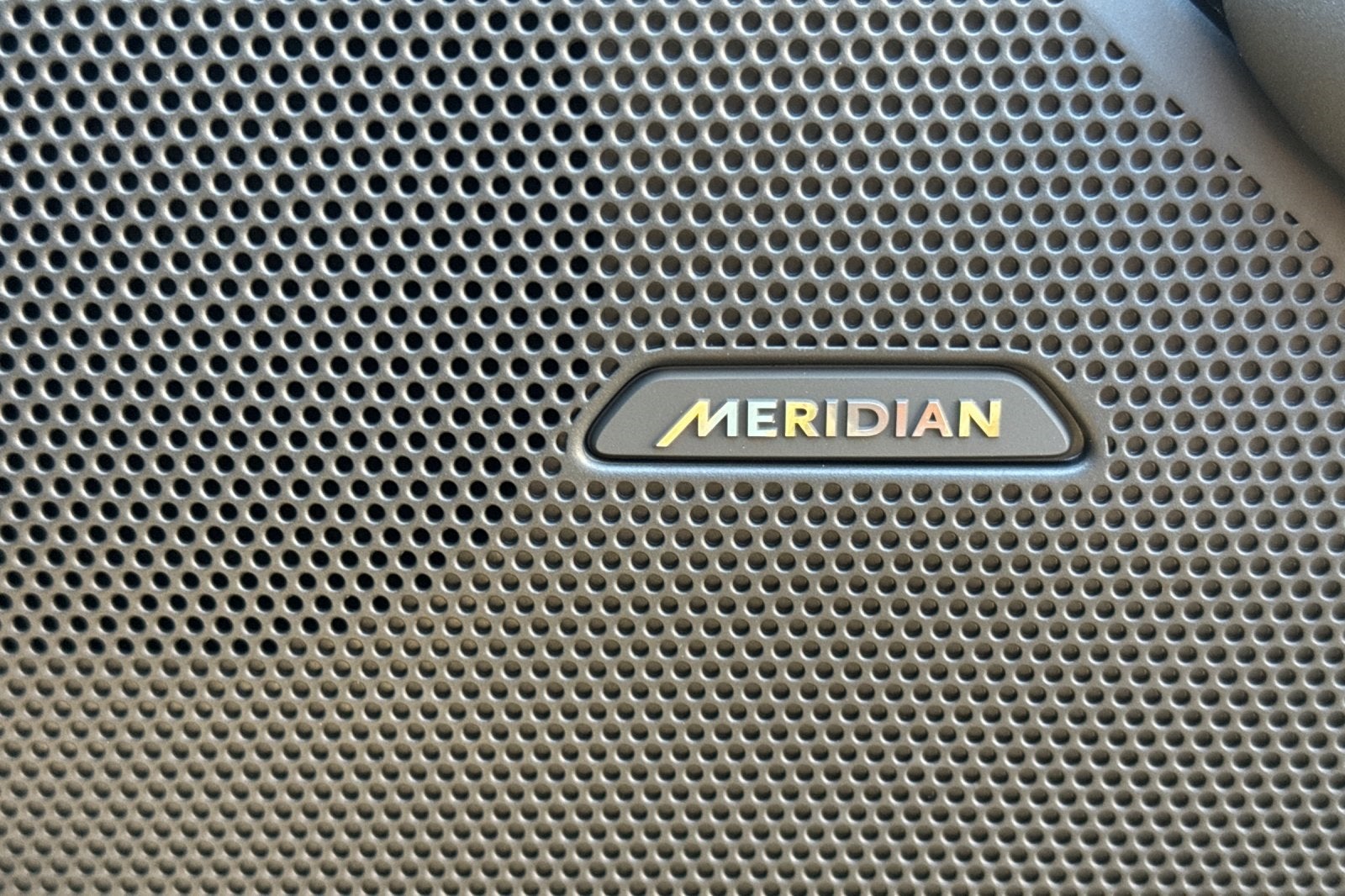 2026 Land Rover Range Rover Velar Dynamic SE