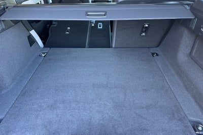 2025 Land Rover Range Rover Velar Dynamic SE