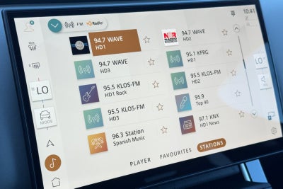 2025 Land Rover Range Rover Velar Dynamic SE