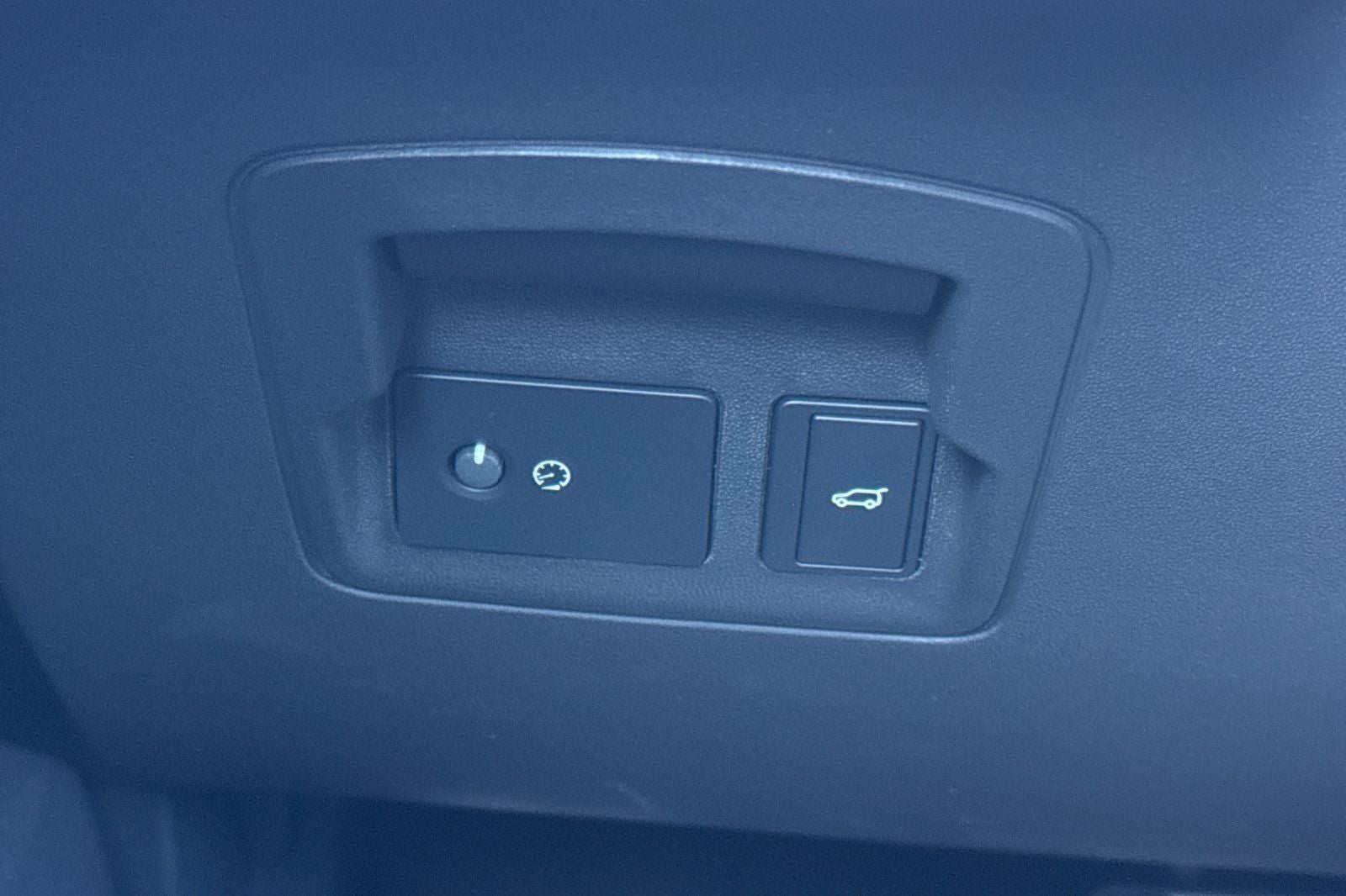 2025 Land Rover Range Rover Velar Dynamic SE