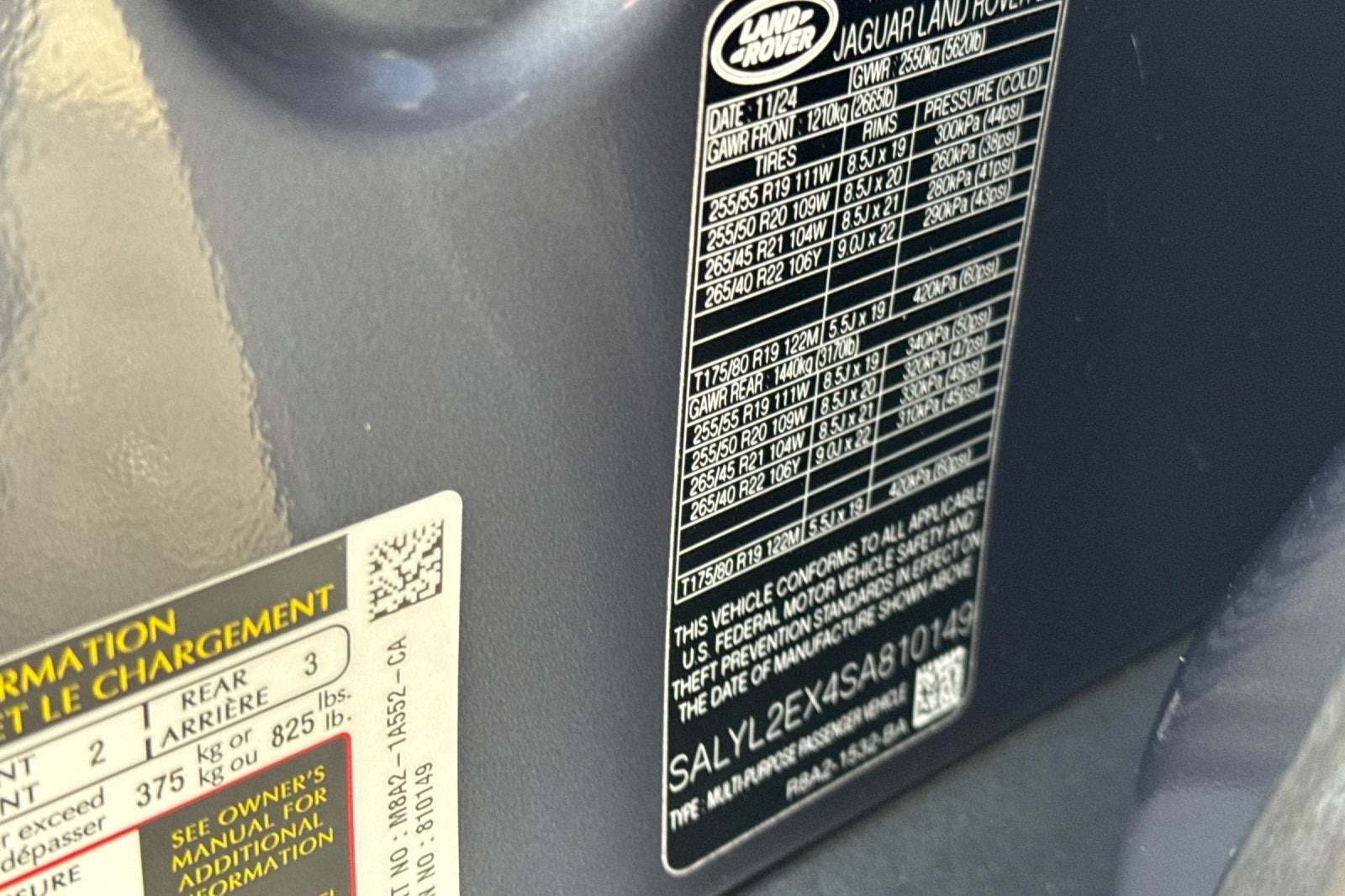 2025 Land Rover Range Rover Velar Dynamic SE