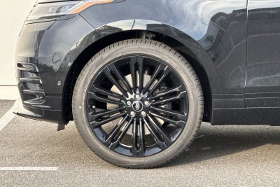 2026 Land Rover Range Rover Velar Dynamic SE