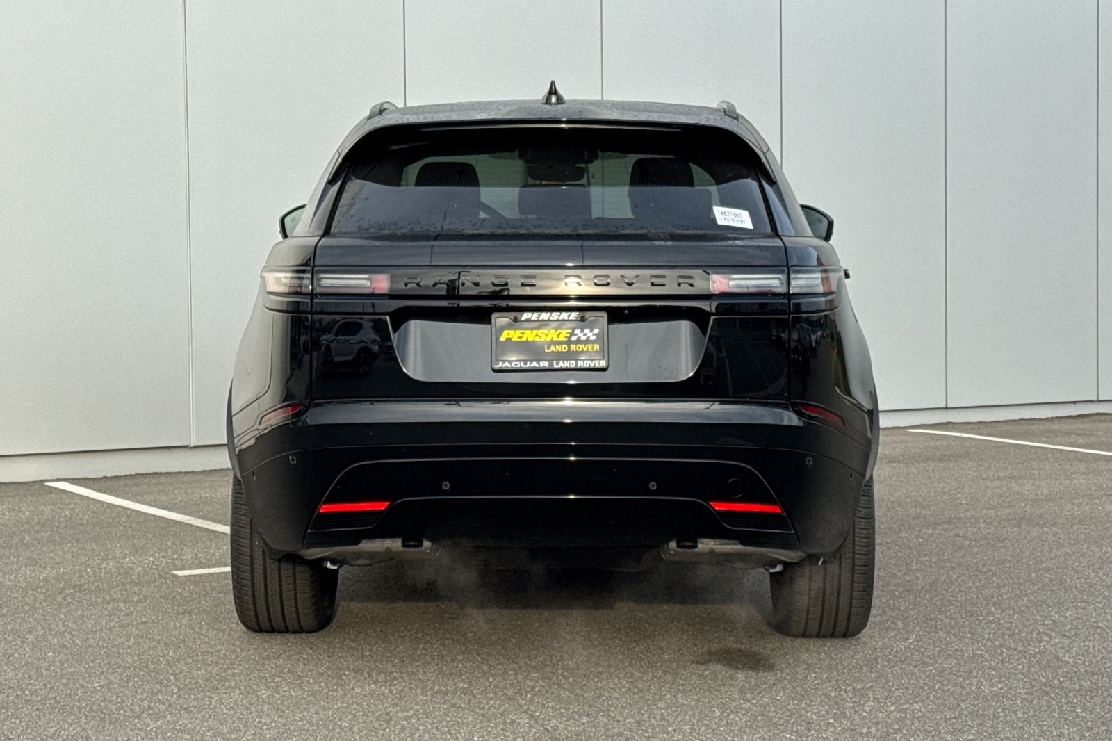 2026 Land Rover Range Rover Velar Dynamic SE