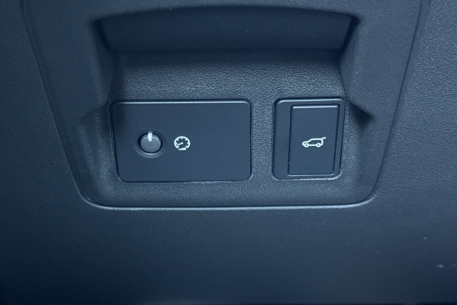 2025 Land Rover Range Rover Velar Dynamic SE