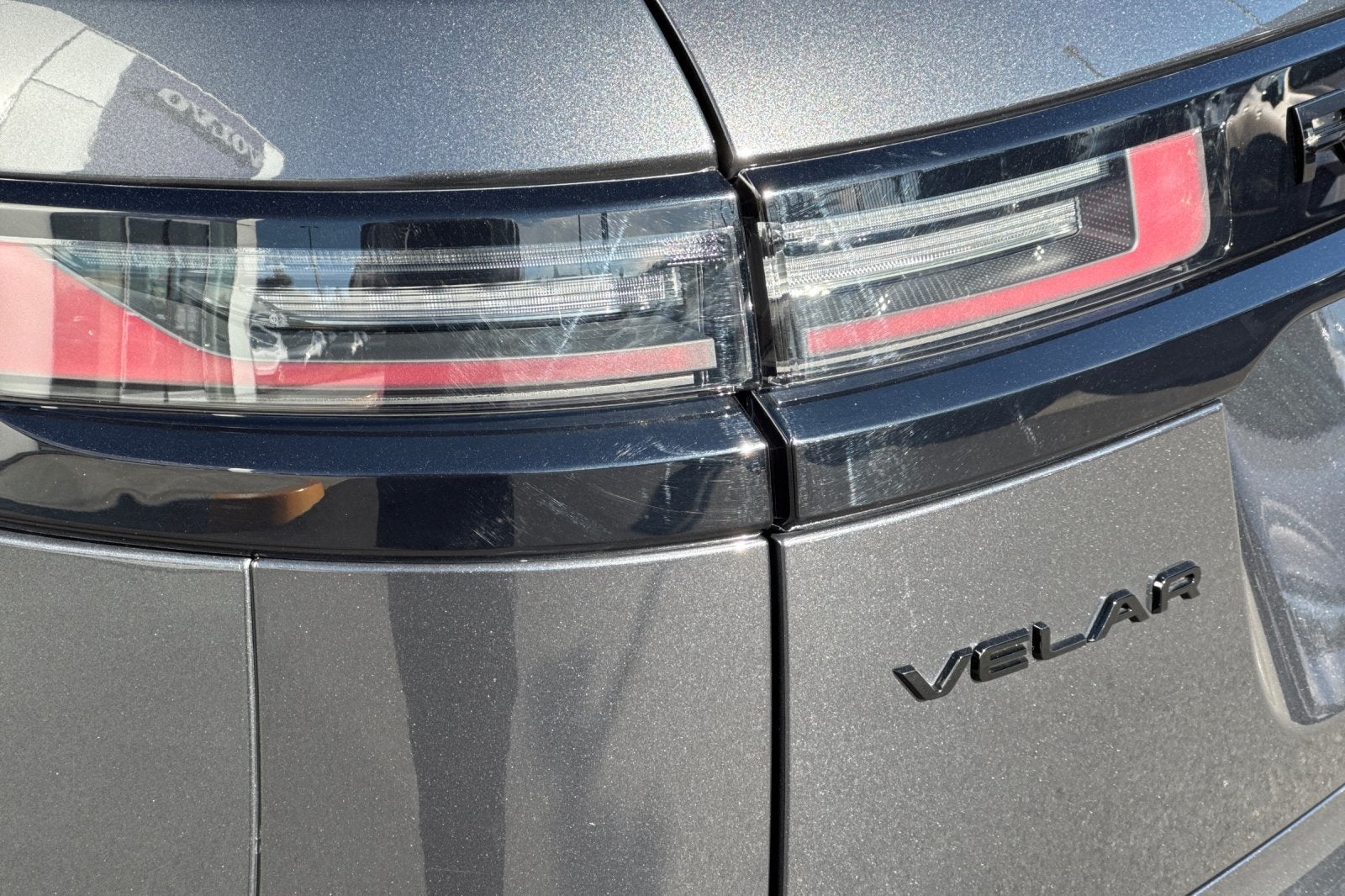 2025 Land Rover Range Rover Velar Dynamic SE