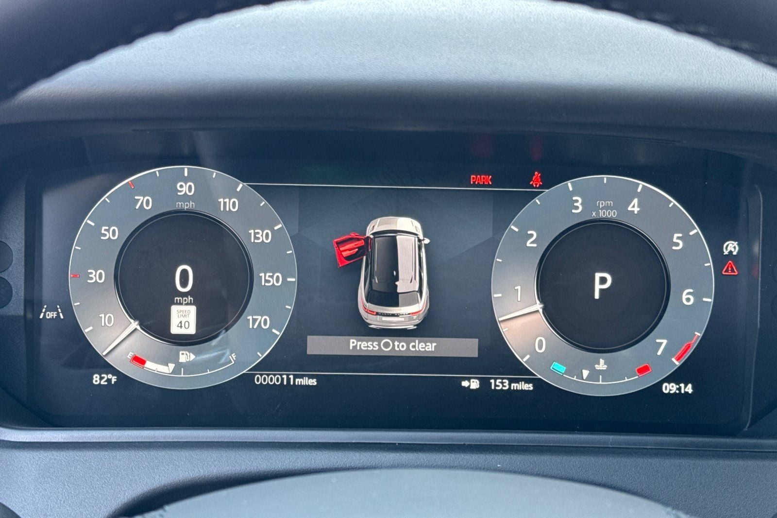 2026 Land Rover Range Rover Velar Dynamic SE