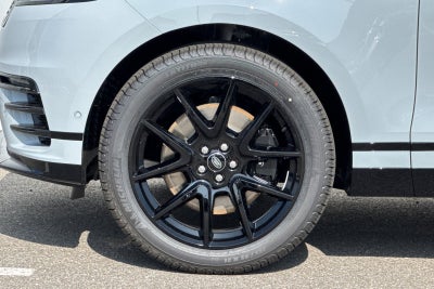 2026 Land Rover Range Rover Velar Dynamic SE