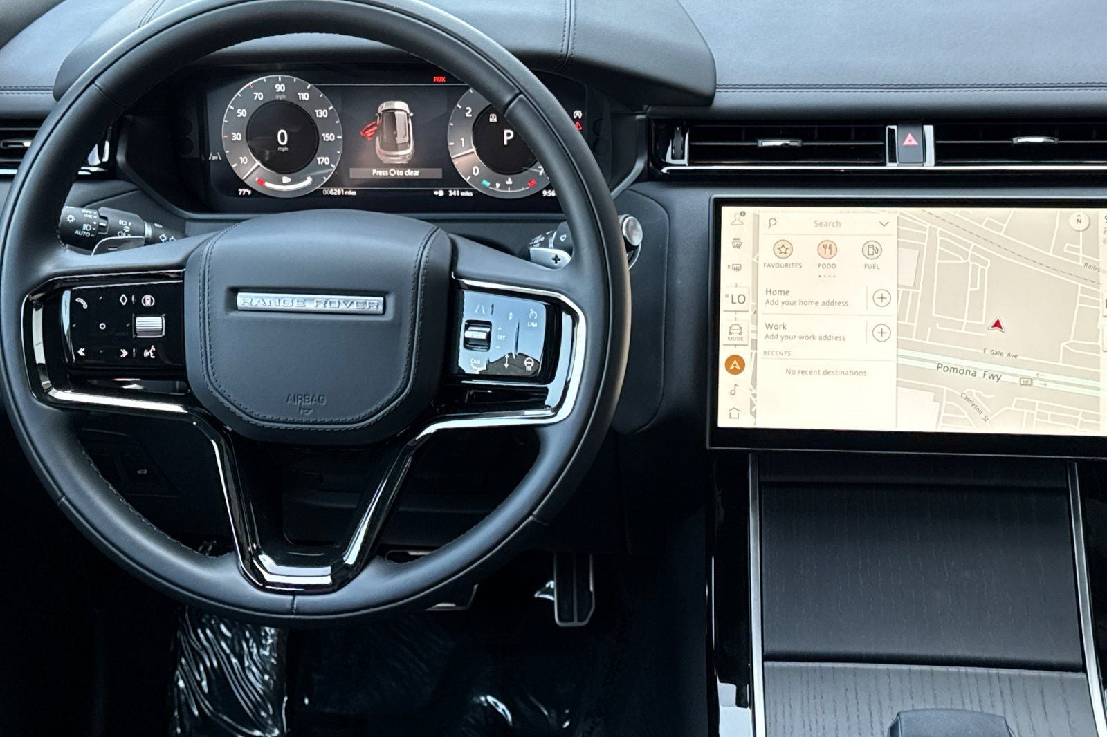 2026 Land Rover Range Rover Velar Dynamic SE