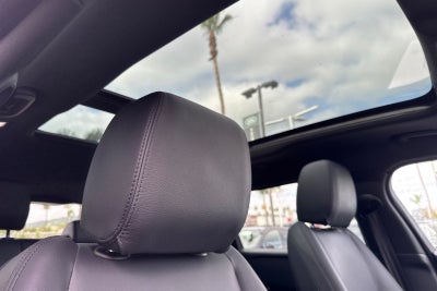2026 Land Rover Range Rover Velar Dynamic SE