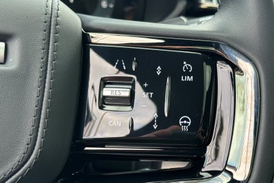 2026 Land Rover Range Rover Velar Dynamic SE