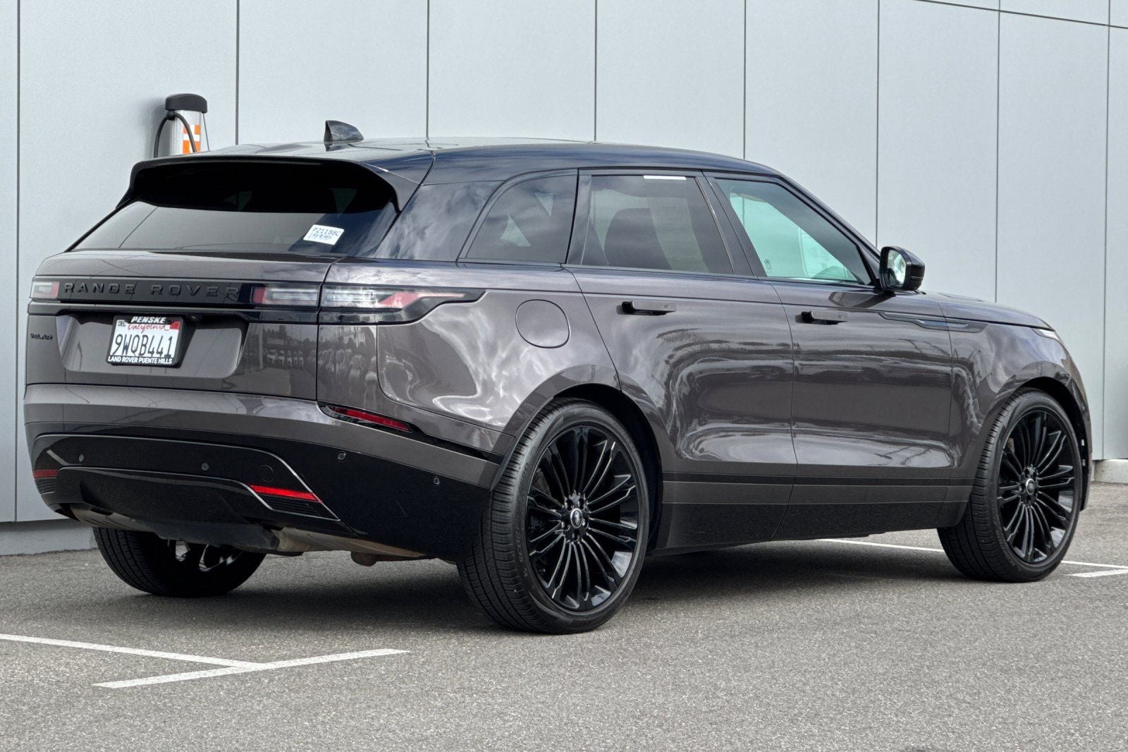 2026 Land Rover Range Rover Velar Dynamic SE